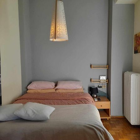 For Harbor Travelers Apartment Piraeus Bagian luar foto
