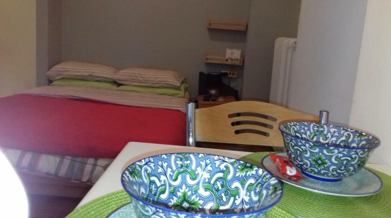 For Harbor Travelers Apartment Piraeus Bagian luar foto