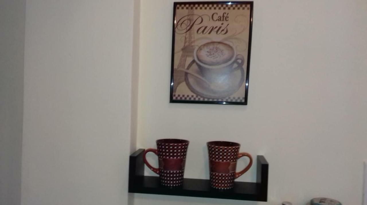 For Harbor Travelers Apartment Piraeus Bagian luar foto